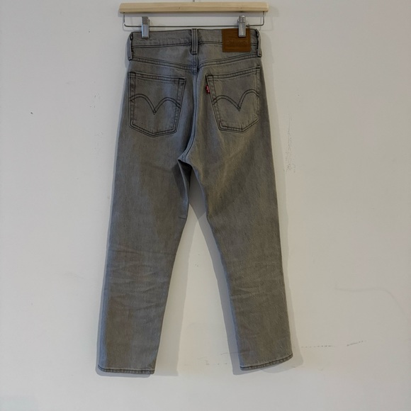 Grey levis wedgie straight jean - Picture 3 of 3